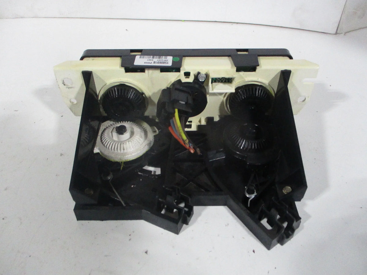 Pre-Owned 06-07 Saturn Ion AC Heater Temperature Controle OEM LKQ (Good)